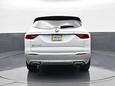 Used 2023 Buick Enclave Essence w/ Experience Buick Package AWD/4WD image 6
