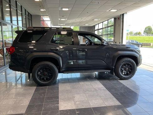 New 2026 Toyota 4Runner TRD Off-Road AWD/4WD image 5