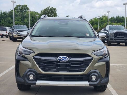 Used 2025 Subaru Outback Touring XT AWD/4WD image 2