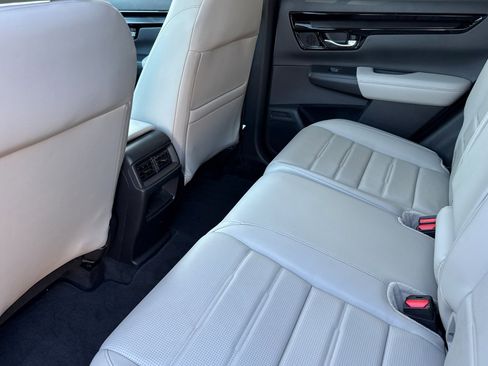 Used 2023 Honda CR-V EX-L image 9