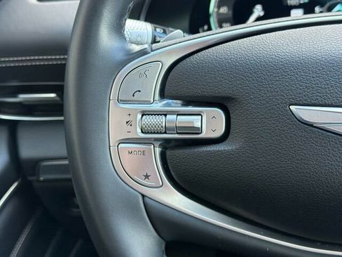 Used 2023 Genesis GV80 2.5T w/ Prestige 20" Package image 30