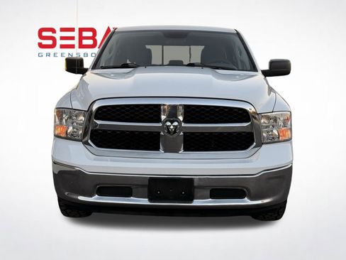 Used 2020 RAM 1500 Classic SLT image 2