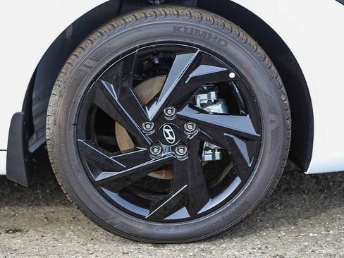 New 2026 Hyundai Elantra Sport image 10