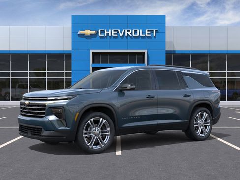 New 2026 Chevrolet Traverse LT w/ Driver Confidence Package image 41