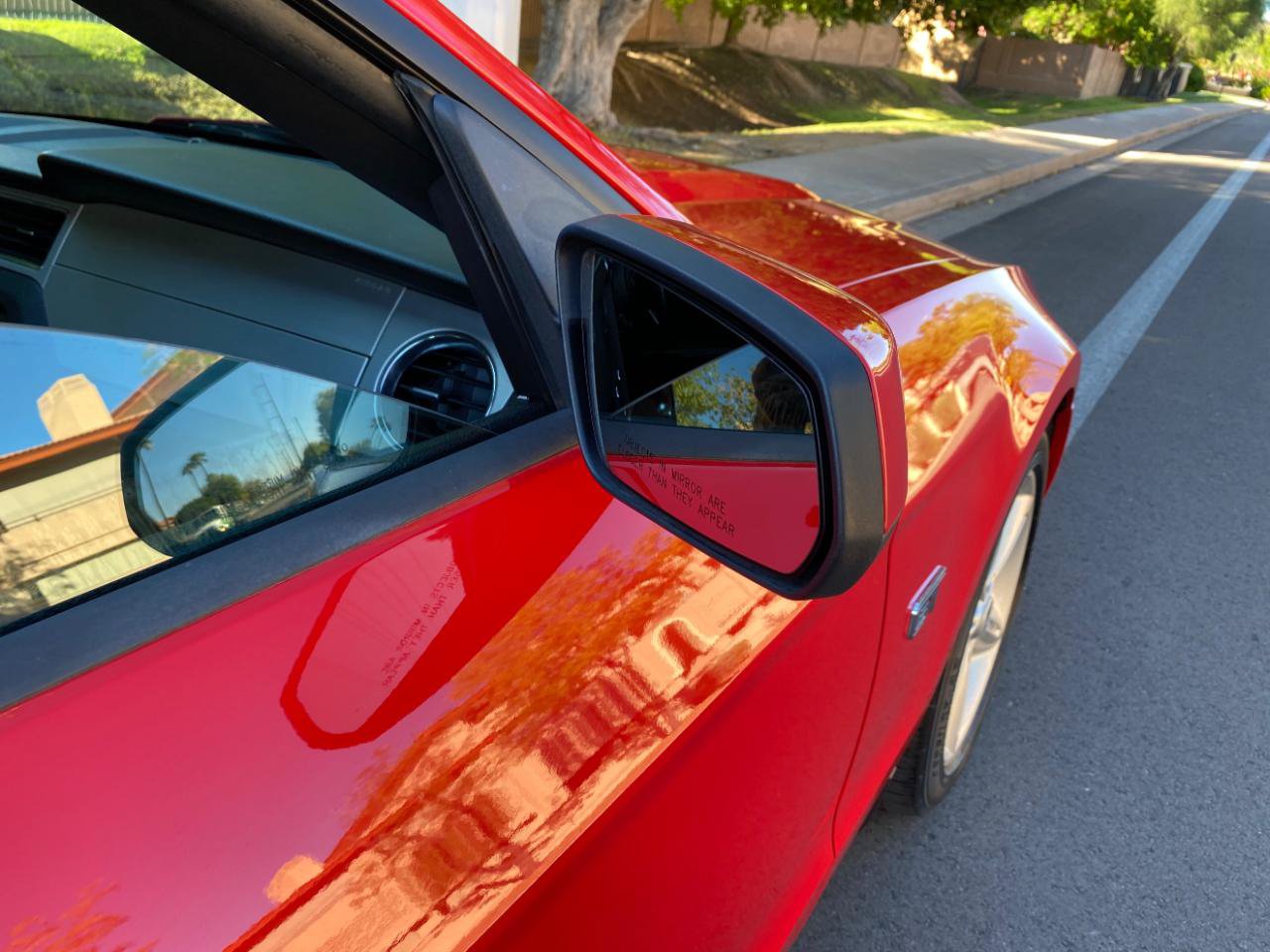 Used 2010 Ford Mustang GT RWD image 21