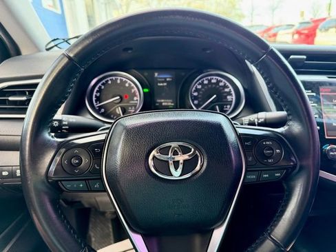 Used 2018 Toyota Camry SE w/ Audio Package FWD image 24