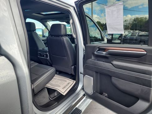 Certified 2024 GMC Sierra 2500 Denali w/ Denali Reserve Package image 37