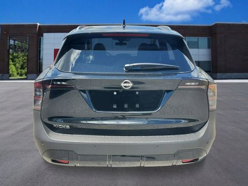 New 2026 Nissan Kicks SV FWD image 7