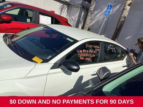 Used 2025 Nissan Altima 2.5 SV FWD image 1