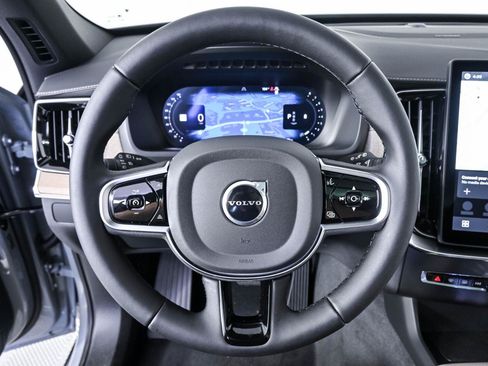 New 2026 Volvo XC90 B6 Plus w/ Protection Package Premier AWD/4WD image 9