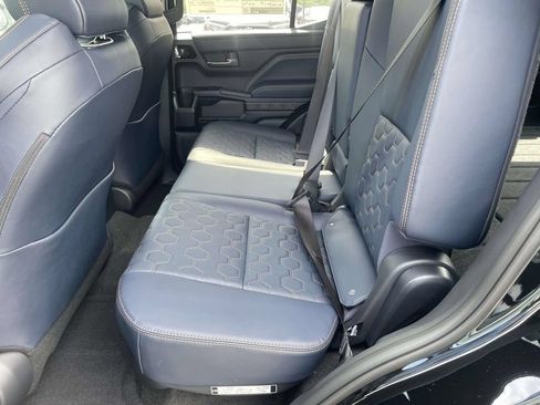 New 2026 Toyota 4Runner Platinum AWD/4WD image 8