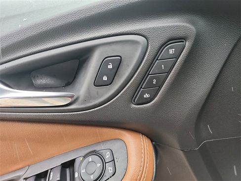 Used 2021 Buick Encore GX Essence w/ Experience Buick Package image 20