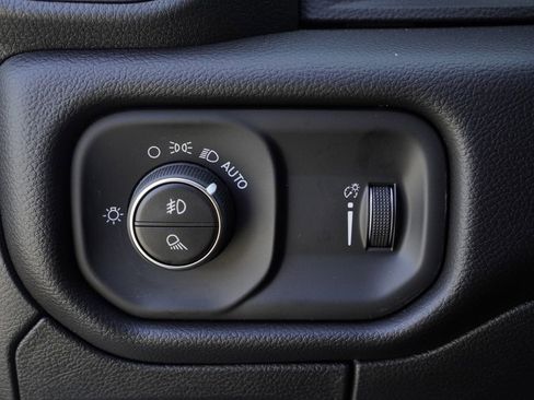New 2026 RAM 1500 Big Horn AWD/4WD image 12