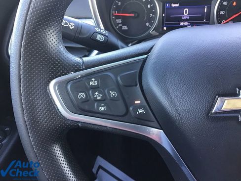 Used 2023 Chevrolet Equinox LT image 30