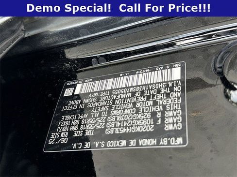Used 2025 Acura ADX FWD image 26