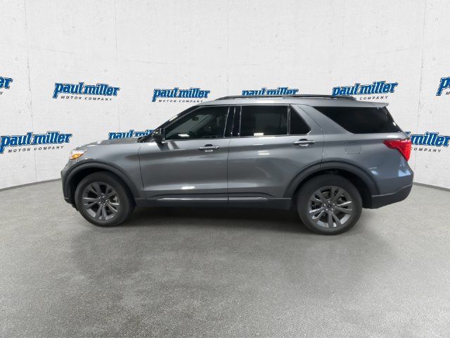 Used 2023 Ford Explorer XLT w/ Equipment Group 202A AWD/4WD image 7