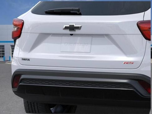 New 2026 Chevrolet Trax RS w/ Driver Confidence Package FWD image 15