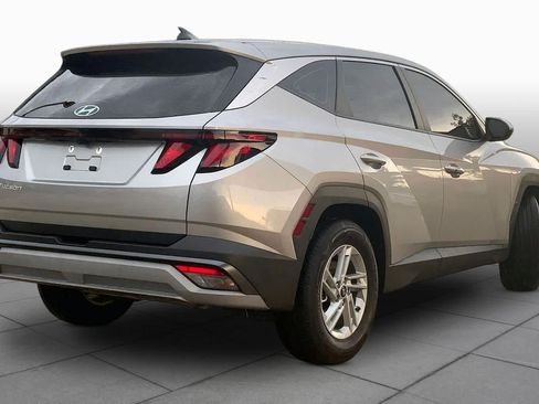 Used 2025 Hyundai Tucson SE FWD image 12