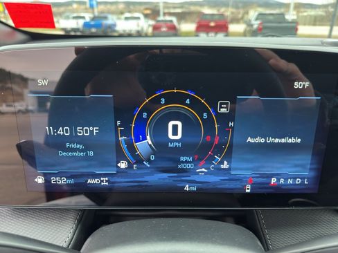 New 2026 Chevrolet Equinox LT w/ Convenience Package II image 15