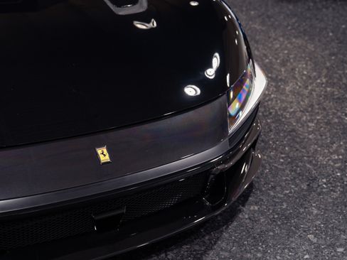 Used 2025 Ferrari 12Cilindri RWD image 34