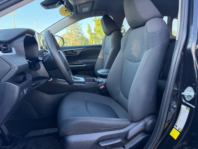 Certified 2023 Toyota RAV4 LE FWD image 14