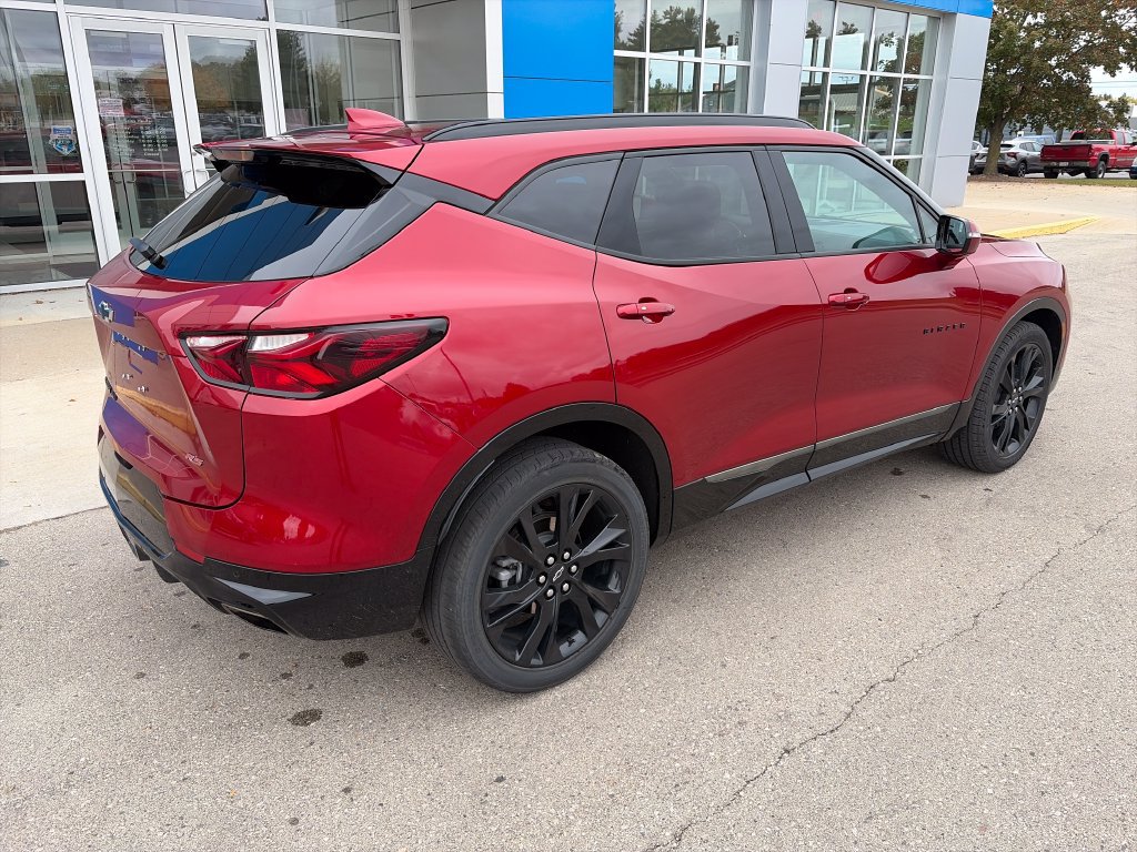 Used 2022 Chevrolet Blazer RS w/ Enhanced Convenience Package AWD/4WD image 3