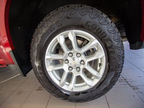 Certified 2023 Chevrolet Silverado 1500 LT image 26