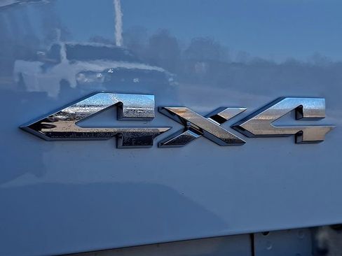 Used 2024 RAM 2500 Tradesman w/ Chrome Appearance Group image 29