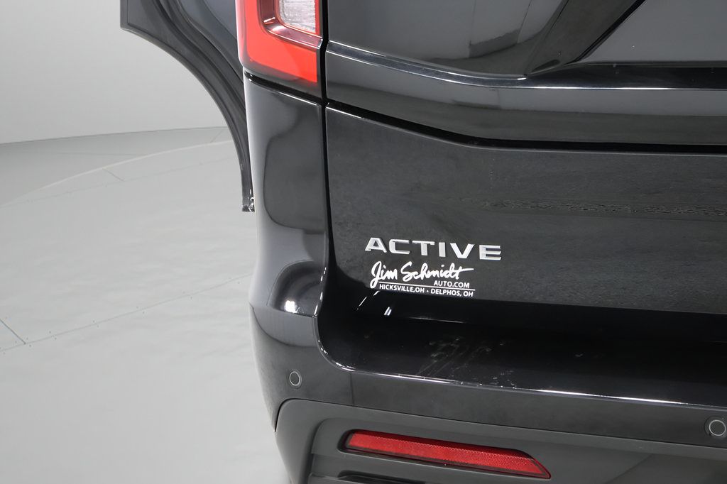Used 2025 Ford Expedition Active AWD/4WD image 65