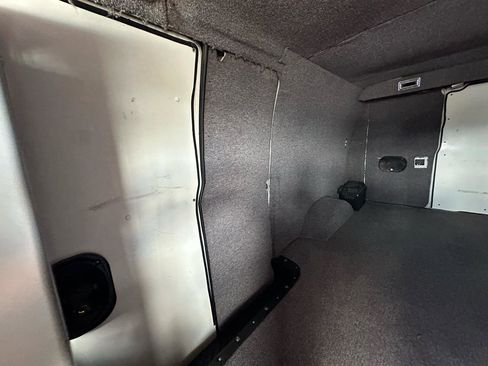 Used 2000 Ford E-350 and Econoline 350 Super Duty RWD image 22