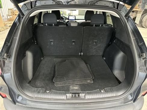 Used 2022 Ford Escape SE w/ Convenience Package image 23