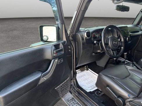 Used 2017 Jeep Wrangler Unlimited Sport w/ Quick Order Package 24S AWD/4WD image 11