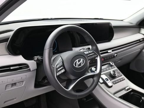 Used 2025 Hyundai Palisade SEL AWD/4WD image 15