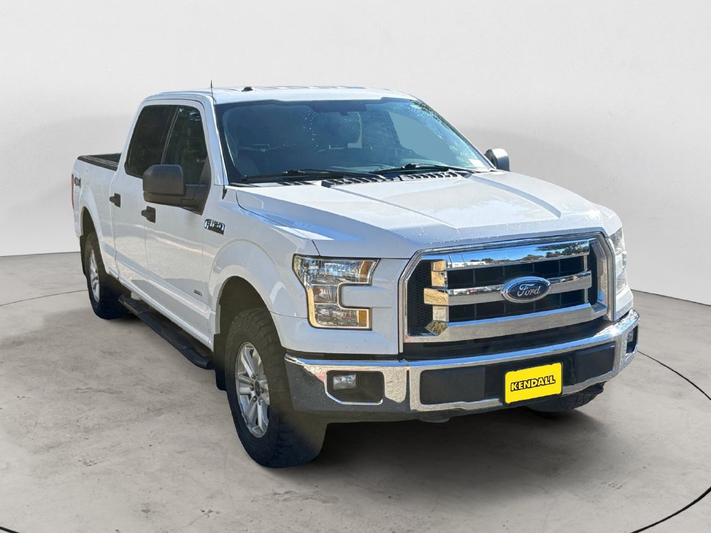 Used 2017 Ford F150 XLT w/ Trailer Tow Package AWD/4WD image 3