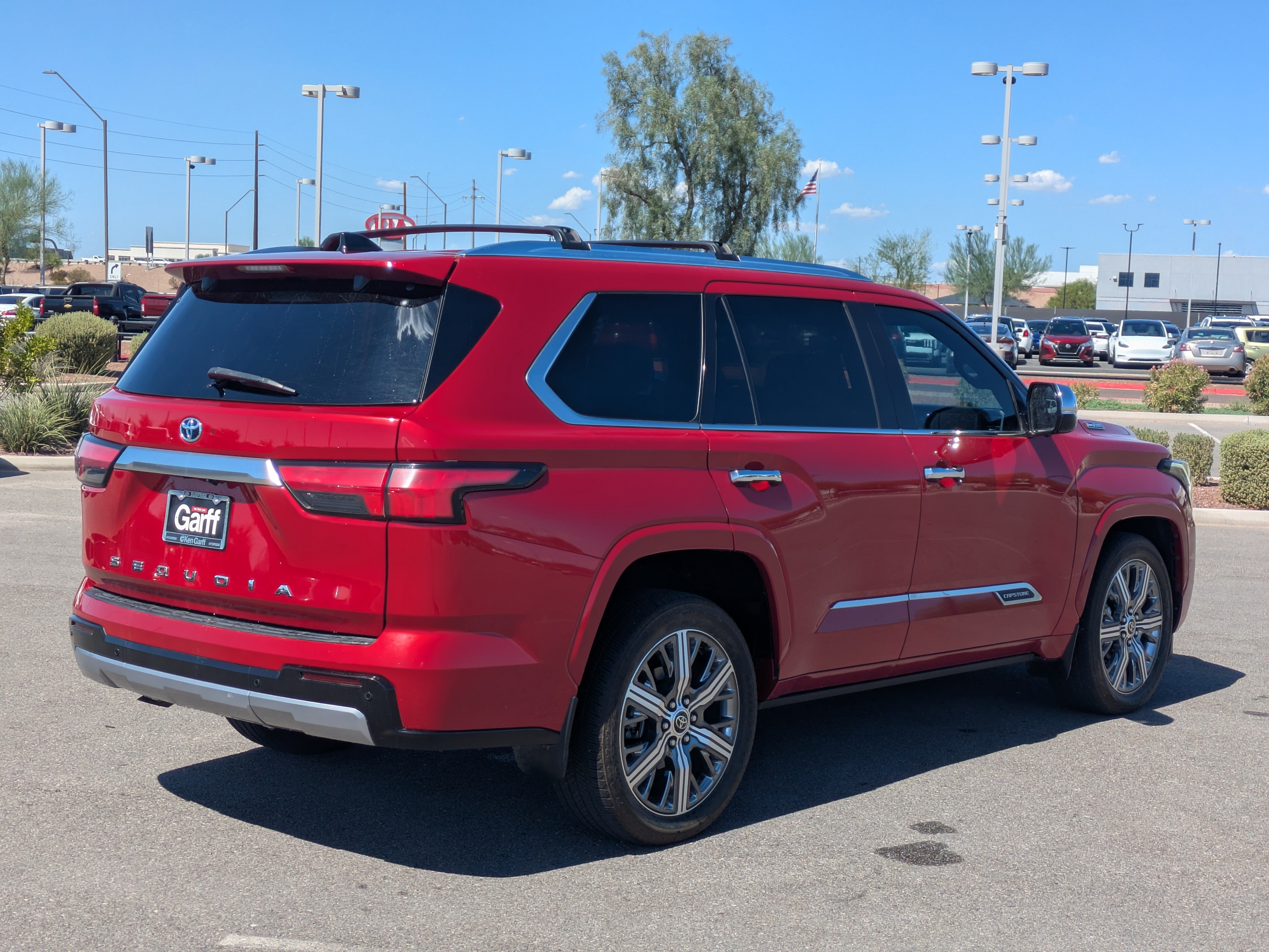 Used 2023 Toyota Sequoia Capstone AWD/4WD image 5