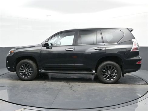Certified 2023 Lexus GX 460 Premium w/ Premium Plus Package image 5