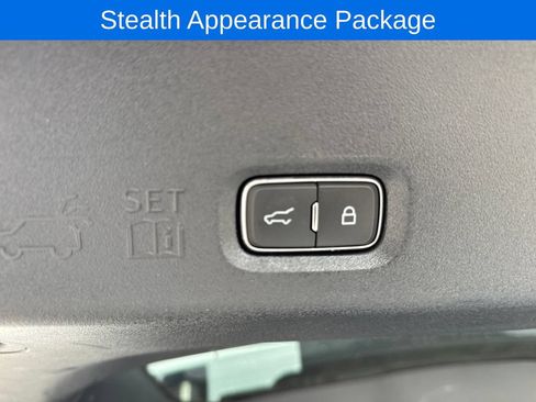 Used 2025 Ford Expedition Max Platinum w/ Stealth Appearance Package AWD/4WD image 15