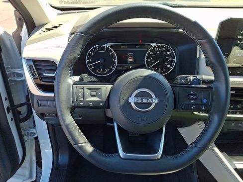 Certified 2023 Nissan Rogue SL w/ SL Premium Package AWD/4WD image 19