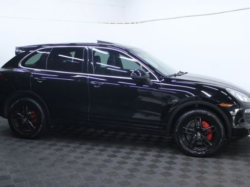 Used 2012 Porsche Cayenne image 3