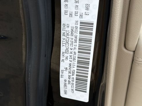 Used 2014 Jeep Grand Cherokee Overland w/ Advanced Technology Group image 35