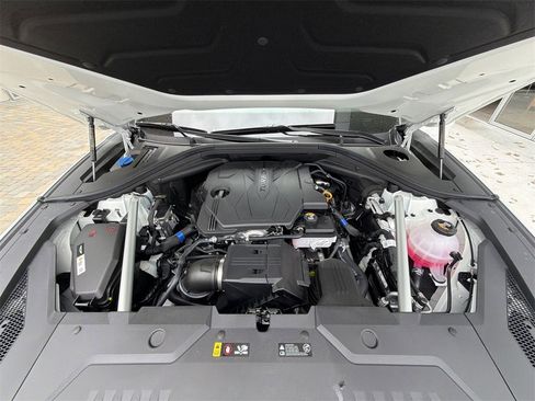 New 2026 Genesis GV70 2.5T Advanced image 18