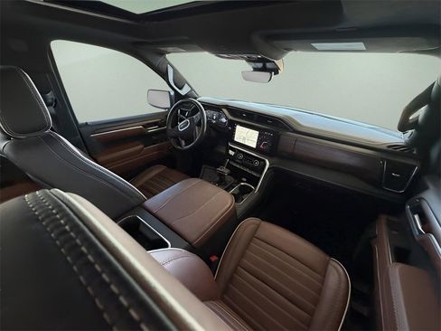 Used 2025 GMC Sierra 1500 Denali Ultimate image 26