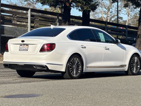 Used 2019 Kia K900 Luxury w/ VIP Package image 4