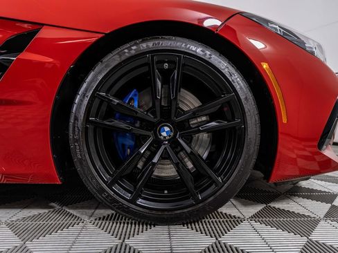 Used 2024 BMW Z4 M40i w/ Shadowloine Package image 31