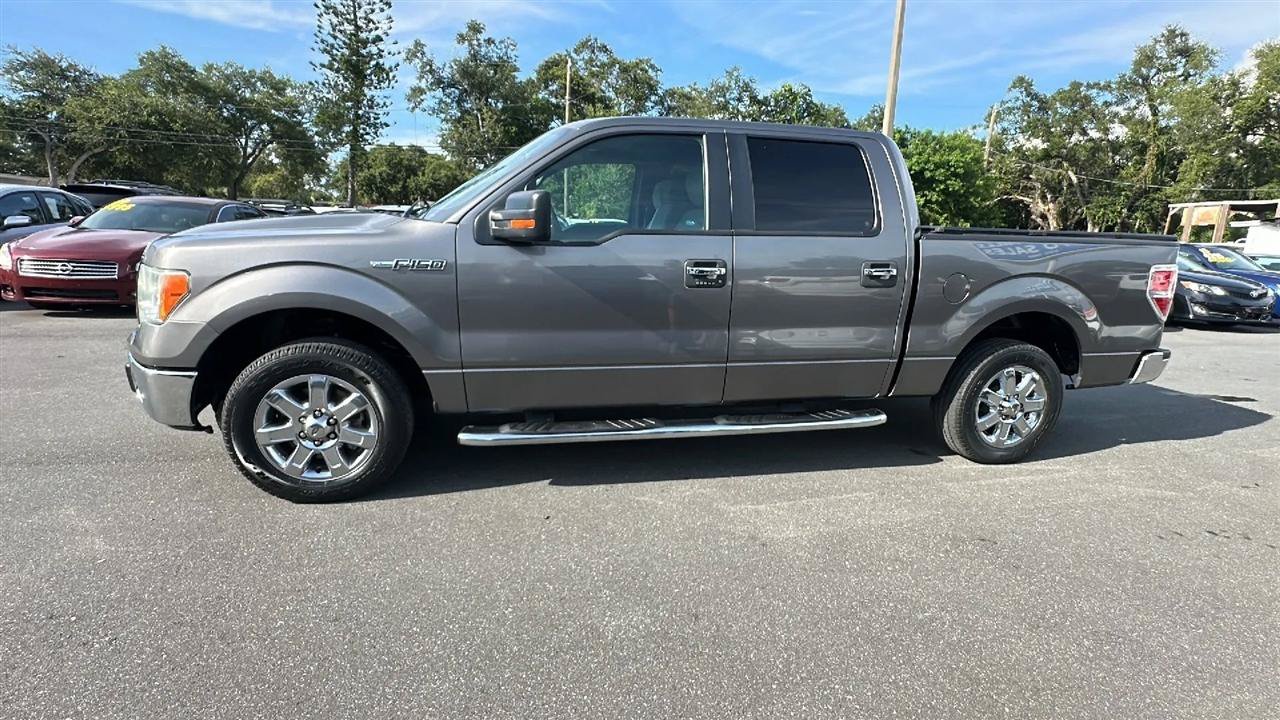 Used 2013 Ford F150 XLT w/ Luxury Equipment Group RWD image 14