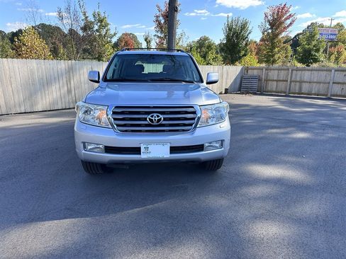 Used 2008 Toyota Land Cruiser image 8