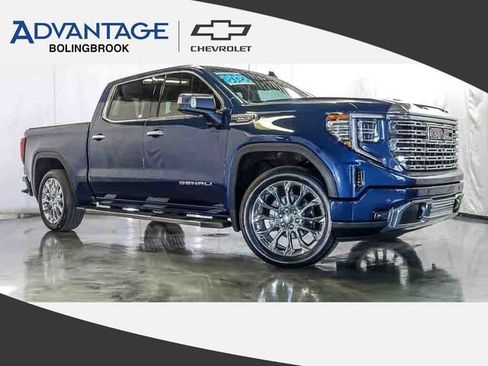 Used 2023 GMC Sierra 1500 Denali w/ Technology Package AWD/4WD image 1
