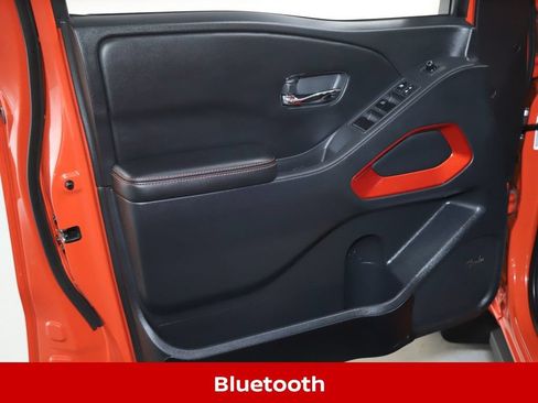 Certified 2025 Nissan Frontier PRO-4X w/ Pro Premium Package AWD/4WD image 17