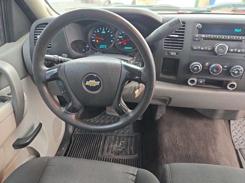 Used 2011 Chevrolet Silverado 1500 W/T w/ LS Package RWD image 26