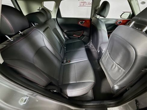 Used 2023 Kia Soul GT-Line image 30